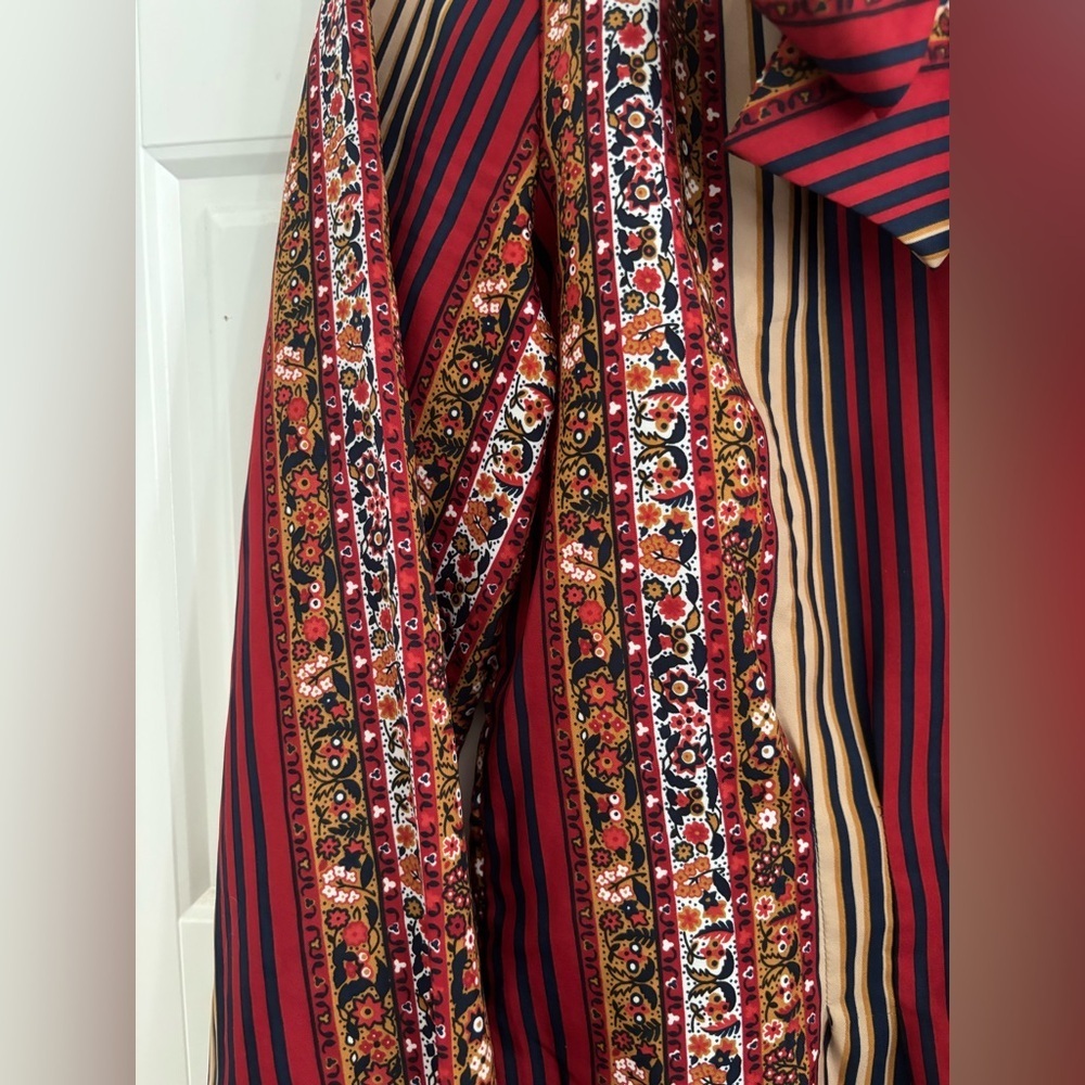 Vintage 70’s Blouse Ditsy Floral Stripes Tie Neck Pussybow Red Cream Navy S​​ - Picture 4 of 9